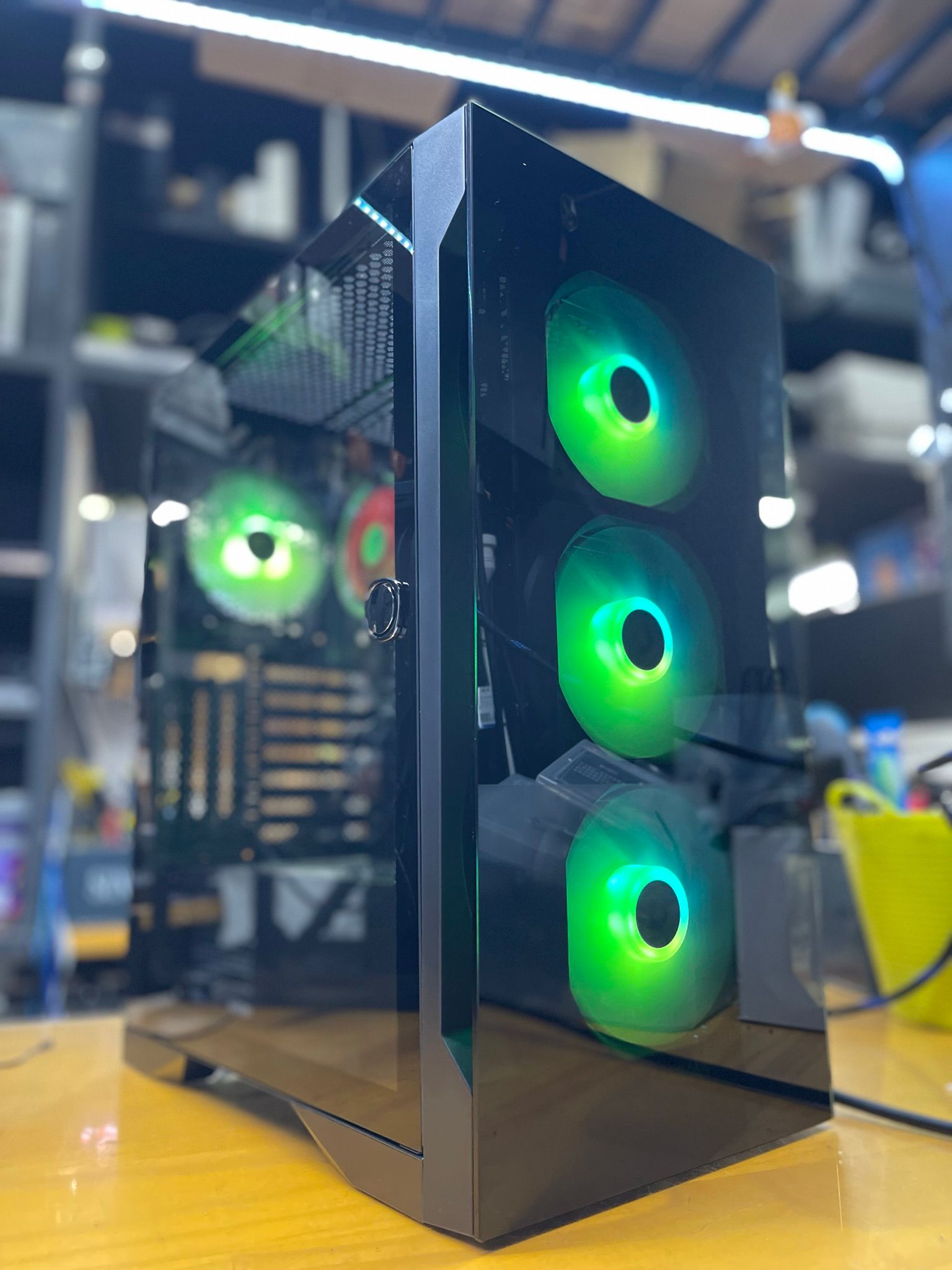 [PC5] AMD Ryzen 5 X Series 5th Gen. Gaming PC Best Performance under $1k